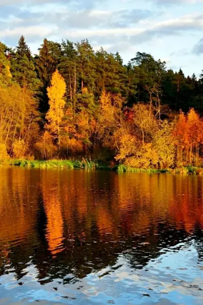 Кратово озеро осенью