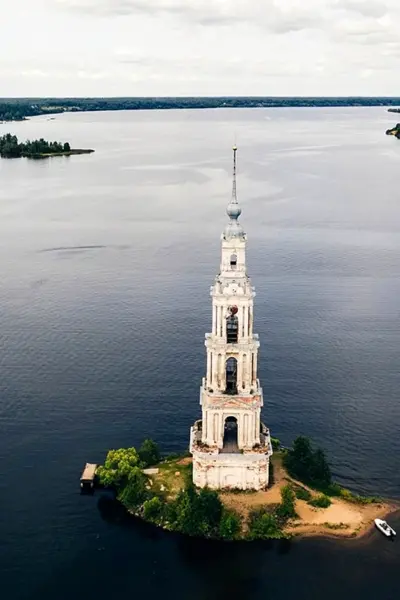 Остров Спировский в Калязине