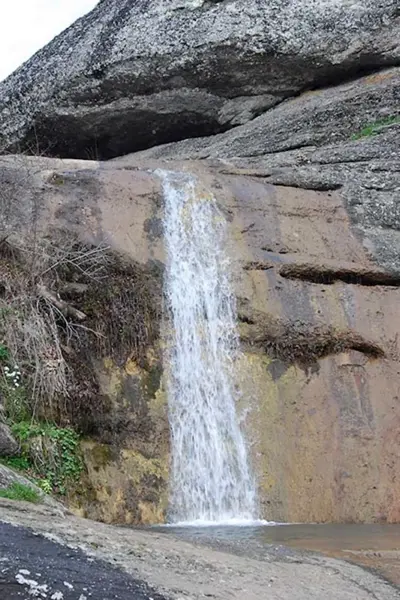 Водопад Джурла в Крыму