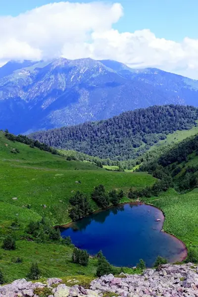 Озеро сердце Архыз