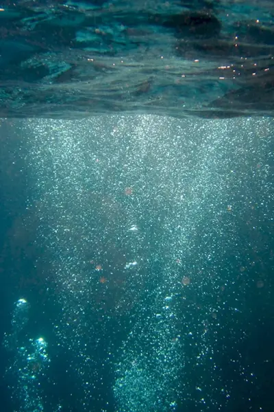 Под водой