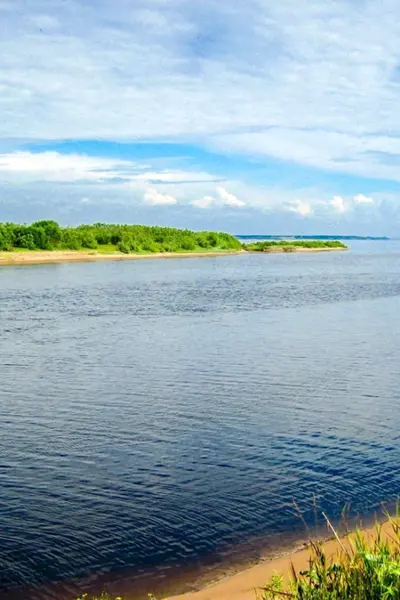 Северная Двина река в Архангельске